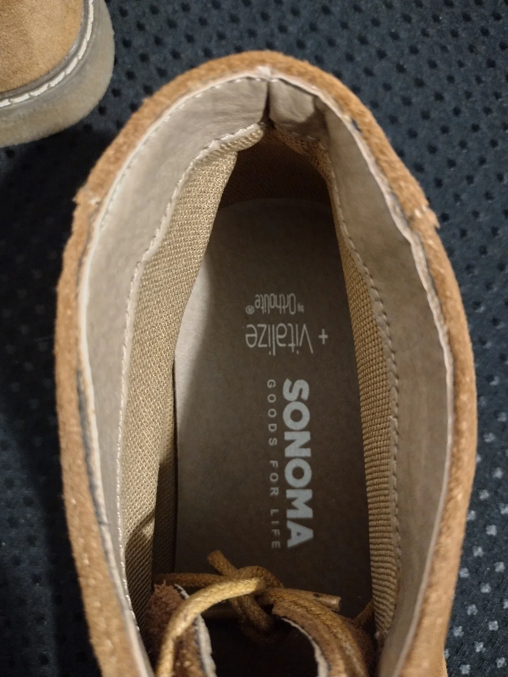 Men's Suede Chukka Boots in Tan Suede